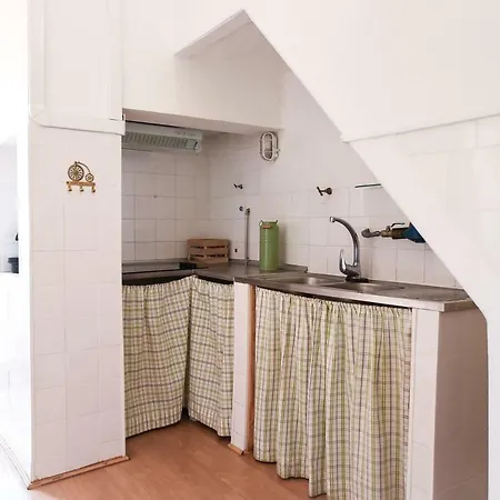 Amazing Apartment- Center شقة *