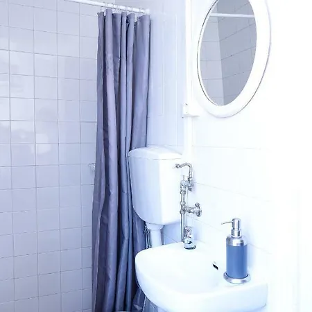 Amazing Apartment- Center شقة