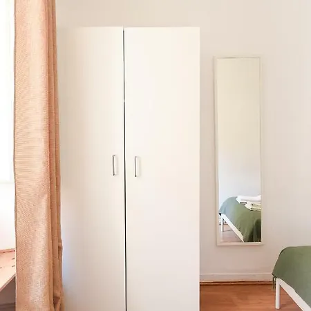 Amazing Apartment- Center